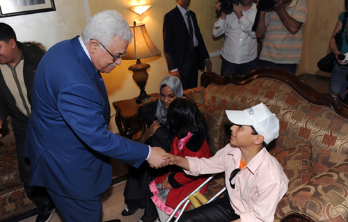 الرئيس يودع مجموعة من أطفال غزة توجهوا للعلاج في سلوفينيا 