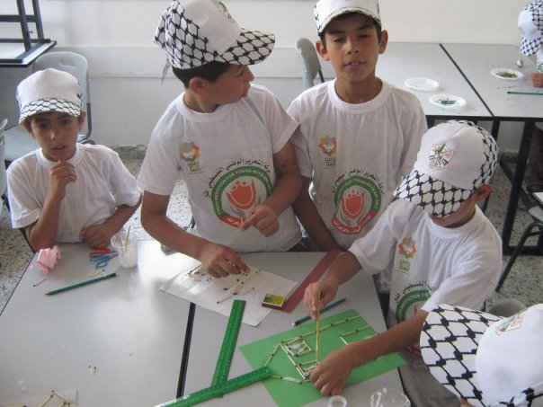 مسابقة للاطفال في مركز ابداع