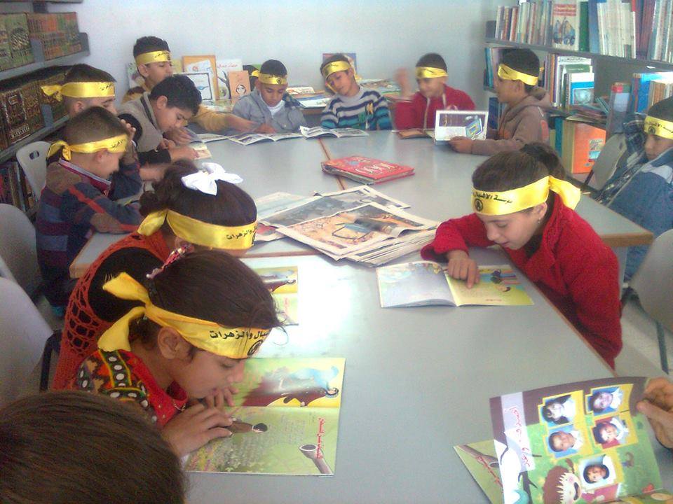 مكتبة بلدية طمون ومؤسسة الاشبال والزهرات ينظمان يوم للمطالعة والمشاركة المكتبية  