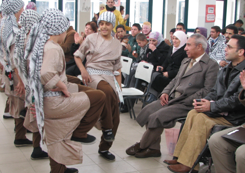 مركز الشيخ خليفة ينظم احتفالاً ترفيهياً لمعاقي محافظة نابلس 